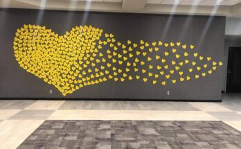 wall with yellow hearts
