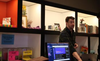 The CUNY Public Interest Technology Lab hosted a series of student projects at the Oculus as part of Open Data Week.